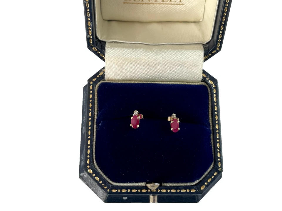 0.40ct ruby and Diamond Earrings 10ct Gold Vintage Ruby Diamond Stud Earrings - Image 4 of 4