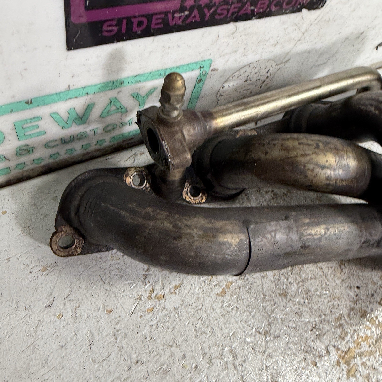 04-08 Maserati Quattroporte Left Engine Exhaust Header Manifold M139 F136