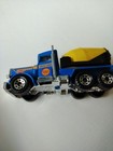 Foto 12 di 15