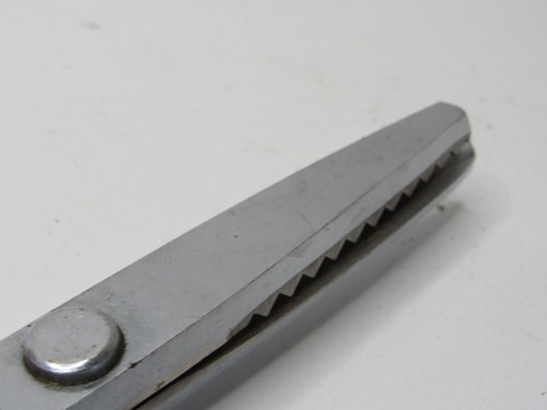 Tijeras de coser Spitz rosadas de colección 7 pulgadas cromadas hechas en Japón SN-7 - Imagen 4 de 7