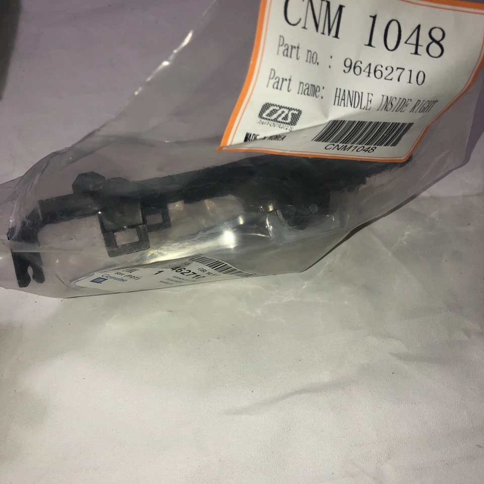 Manija de puerta interior GENUINA DERECHA 07-11 Chevrolet Aveo Aveo5 G3 OEM 96462710 Foto 3 de 3