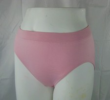 BALI 303J Panties Barely There Size 6/7 Hi Cut Seamless Microfiber White or Pink
