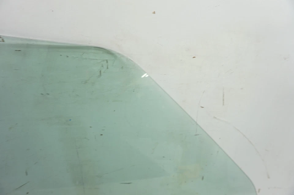 Land Rover LR4 2013-2016 OEM puerta delantera derecha ventana vidrio Foto 3 de 4