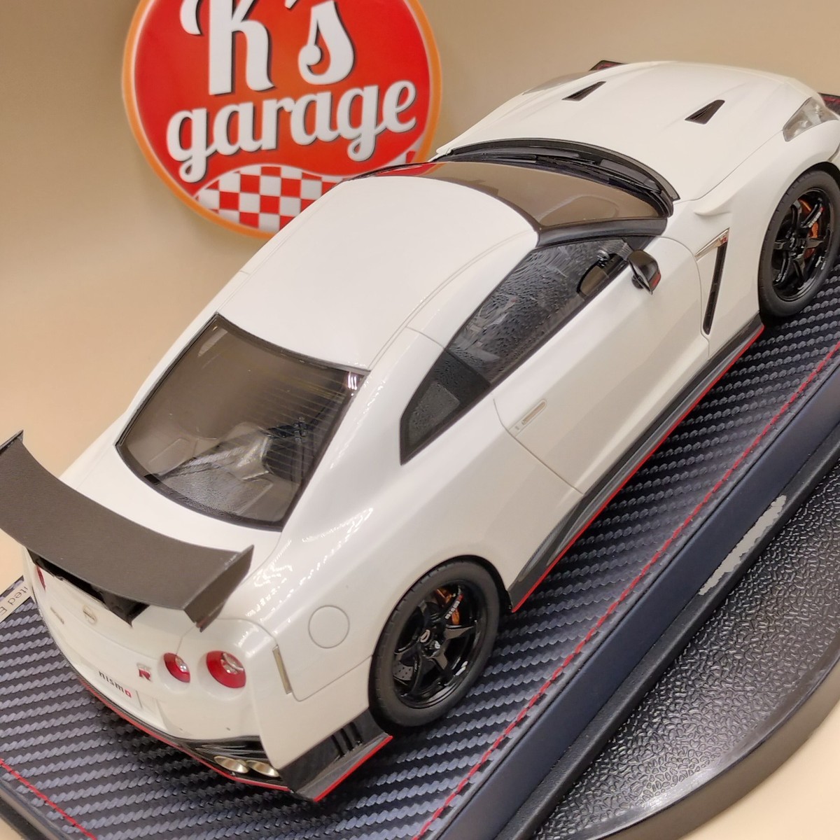 1/8 NISSAN R35 GT-R NISMO （ジャンク品） Weekly 1/8 Nissan GT-R