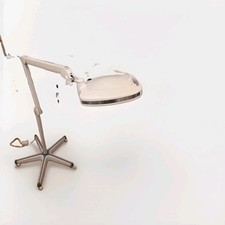 Lightcraft LC9100LED Extra Wide Lens Magnifier Lamp with Dim 180x 150mm RRP £229