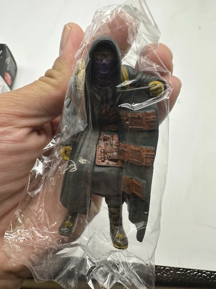 Mini boneco Resident Evil 4 Biohazard Agatsuma Merchant raro Biohazard 1 2 3  - Imagem 4 de 4