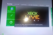 Microsoft Xbox 360 20GB White Console 6 games