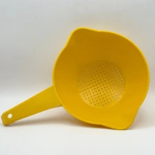 Vintage Tupperware Small Yellow 1 Quart Strainer Colander 1200-3 Replacement