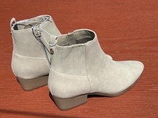 Chaps Women  s 8 Ankle Boots Beige Taupe Pointed Toe Block Heel NEW NWT