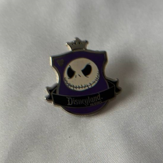 Disney Disneyland Jack Skellington Crest Collection Hidden Mickey Pin 2012 DLR