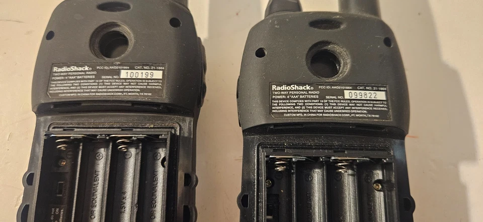 2 Vintage Radio Shack 2-Way Personal Radios #21-1864 Walkie Talkie 14 channels - Image 3 of 4