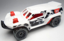 2021 HOT WHEELS SPEED BLUR DUNE CRUSHER WHITE DIECAST 2 7/8" CAR W/ BLACK & RED