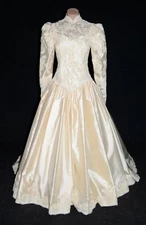 Unbranded Vintage 80s Ivory High Neck Alencon Lace Victorian Wedding Dress sz 4