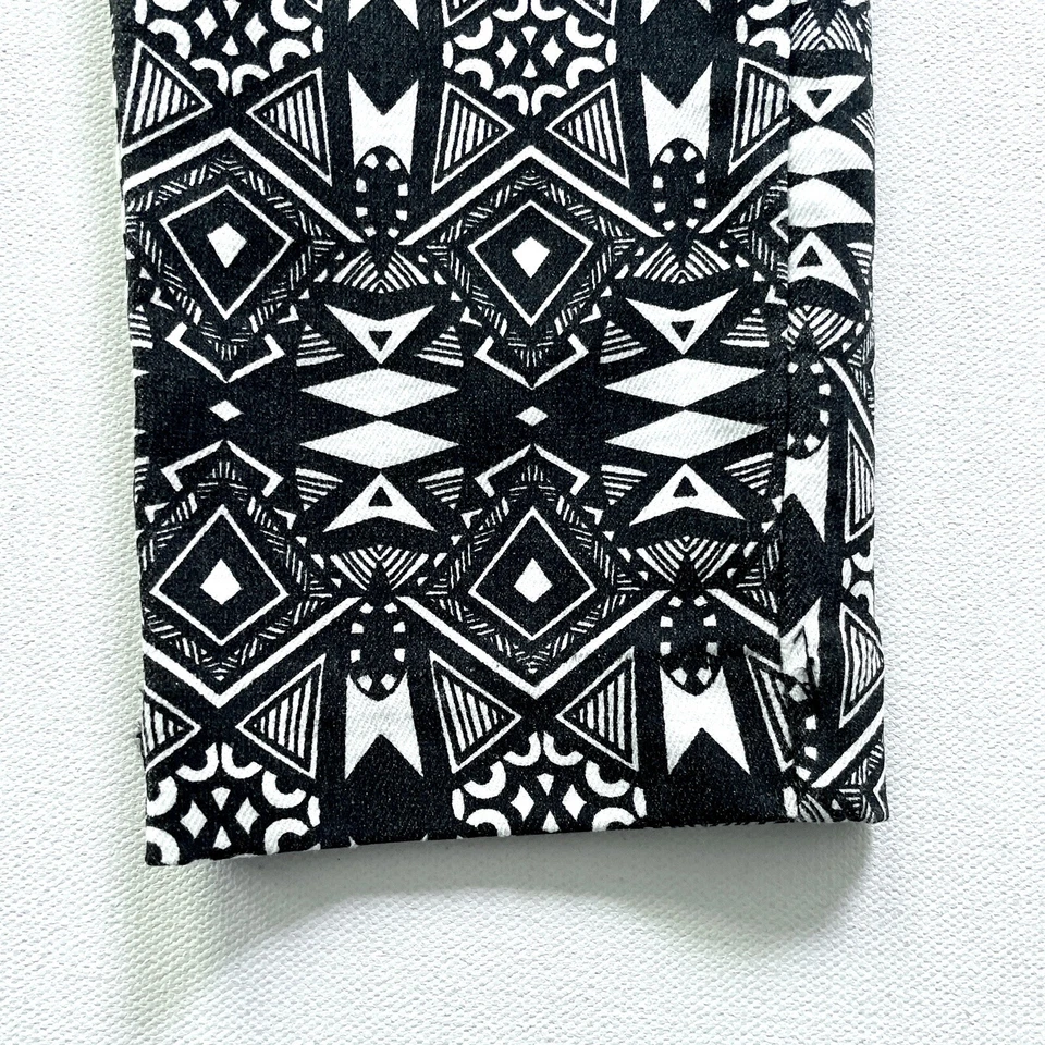 H&M Divided Skinny Pants Women’s 8 Black White Aztec High Rise Stretch Casual - Image 3 of 4