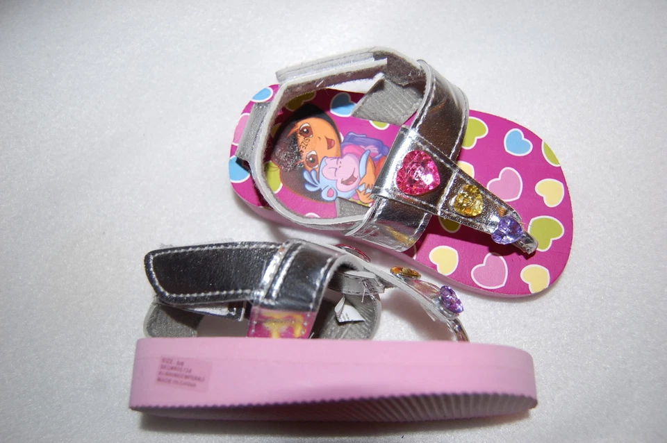 SANDALIAS DORA plateadas con correa en T CORAZONES ROSAS 1" tacón L 9-10 para bebés niñas pequeñas Foto 2 de 2