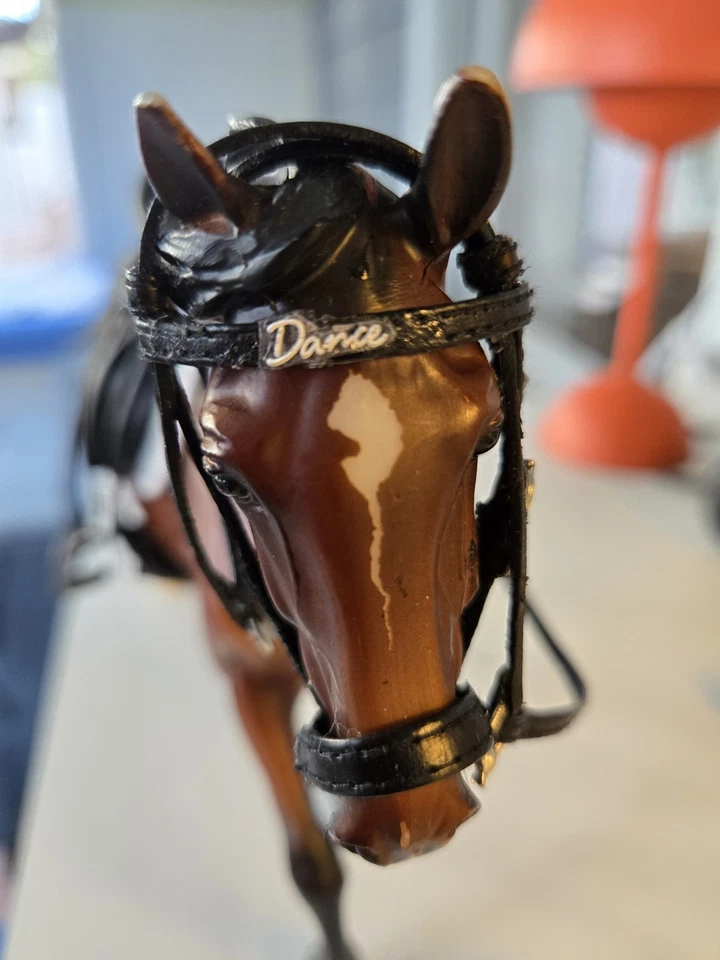 Sillín de doma modelo a escala tradicional Foto 2 de 4