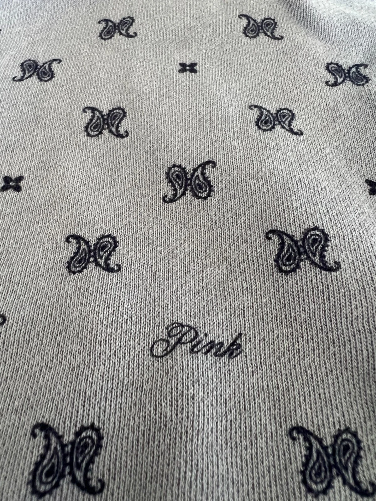 UNDERCOVER Felpa con cappuccio ROSA Victoria's Secret Ivy Fleece Cropped colore Dusty Iris Bandana L