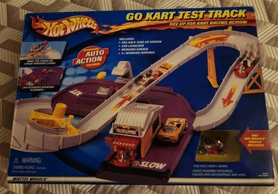Hot Wheels Go Kart Test Track Rev Up for Kart Racing Action Play Set New In Box