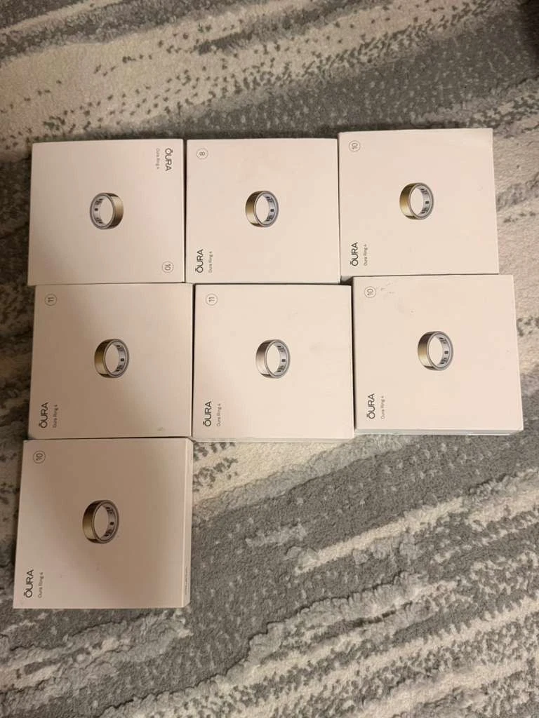 Oura Ring Gen 4 Fitness Ring - Gold - Size 8/10/11 New SEALED
Opens in a new window or tab