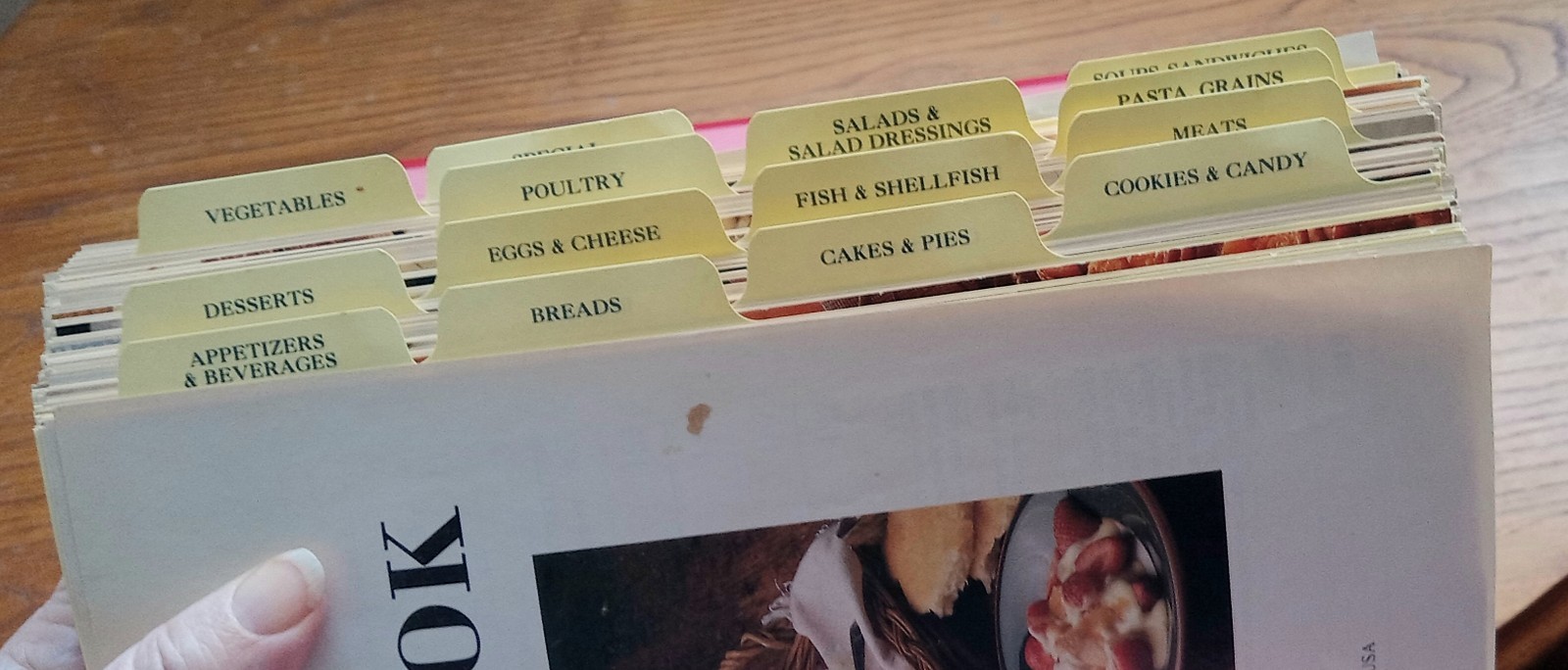 BETTY CROCKER 40th ANNIVERSARY COOKBOOK 1991, 7th EDITION, 5-RING, VG PREOWNED