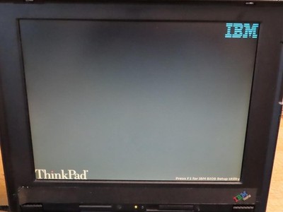VINTAGE IBM THINKPAD 390X MODEL 2626-F0U 64MB NO HDD W/AC ADAPTER