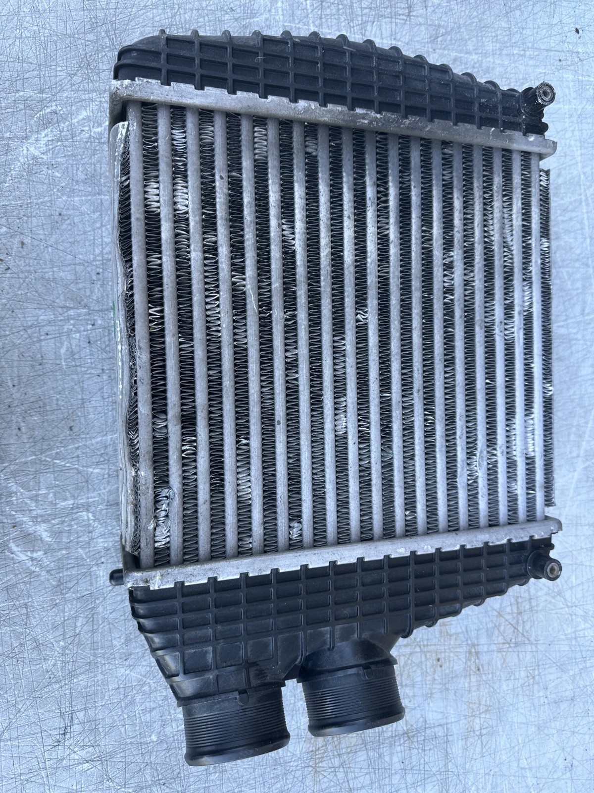 2014 MASERATI QUATTROPORTE M156 FRONT TURBOCHARGER INTERCOOLER LEFT SIDE OEM