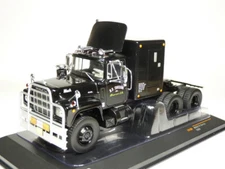 Ixo TR100 1/43 1966 Mack R-series Semi-Trailer Tractor Diecast Metal Model Truck