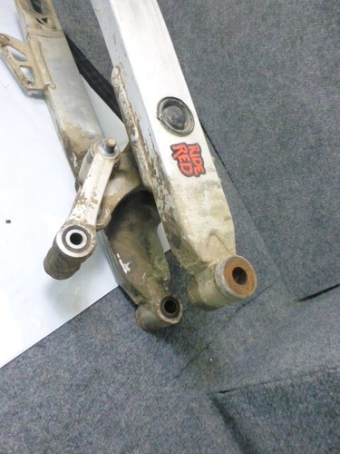 1989 HONDA CR125R CR250R SWINGARM SWING ARM SUSPENSION OEM - Picture 7 of 9