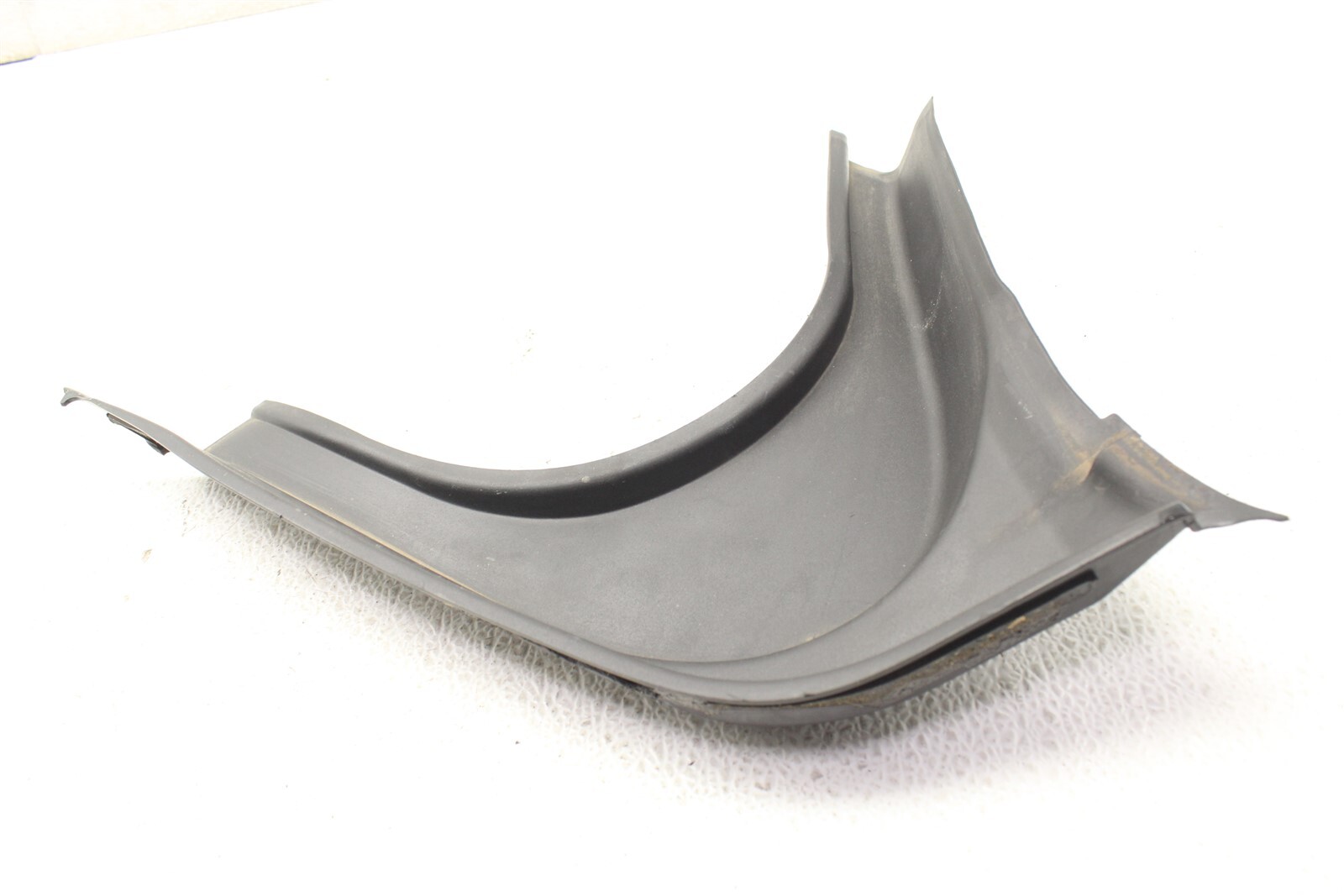 2014-2019 Maserati Ghibli Rear Left Trunk Corner Seal Cover Trim 670036882 14-19