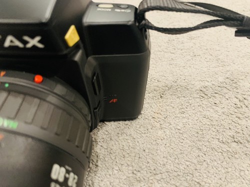 Pentax SF10 vintage 35mm film SLR F-Zoom 28-80mm Lens No Battery FOR PARTS AS IS - Picture 4 of 16