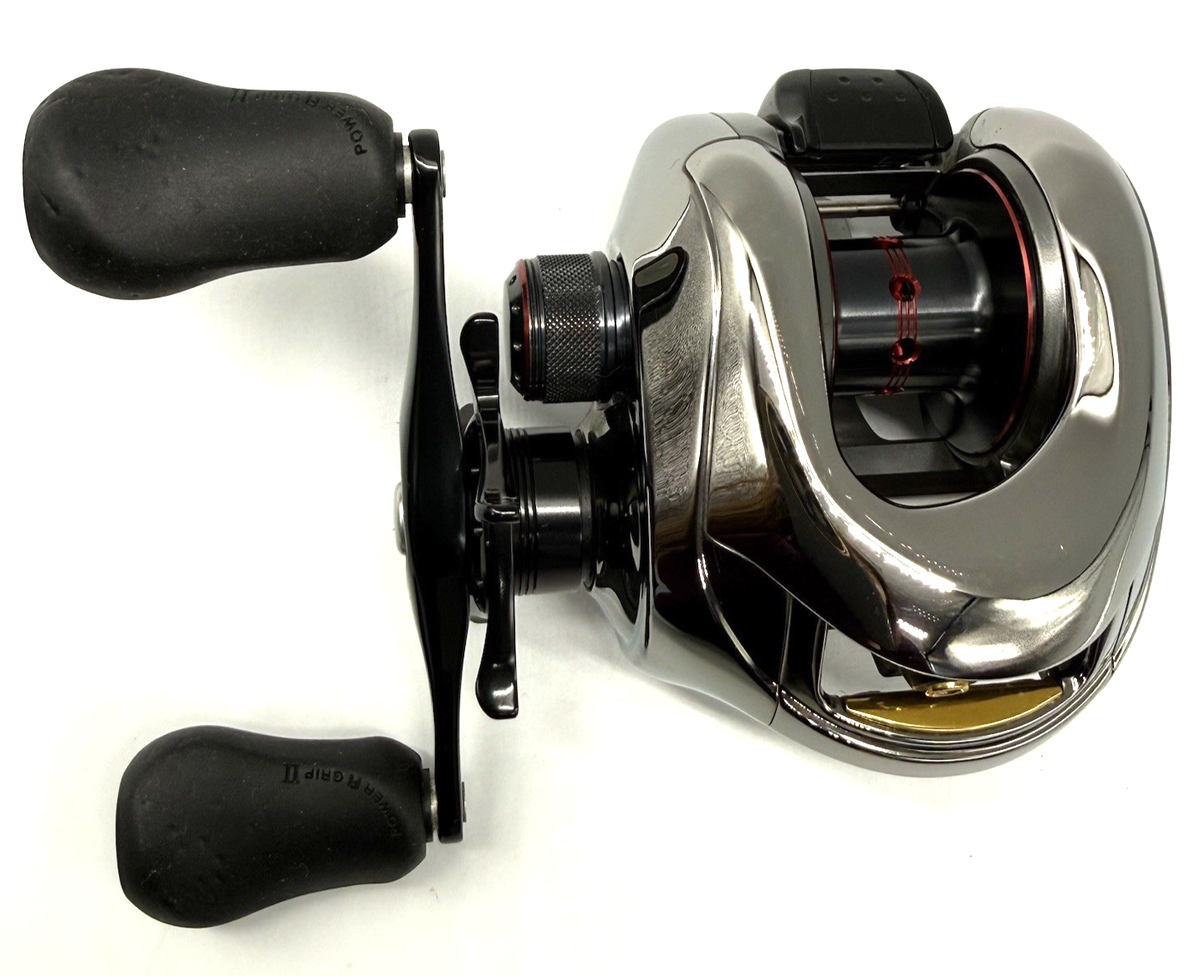 Shimano ANTARES DC7-LV Right Handed Bait Casting Reel with Box