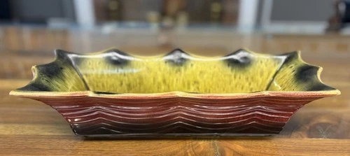 Very Nice Vintage Hull Planter Jardiniere, Hard To Find ￼