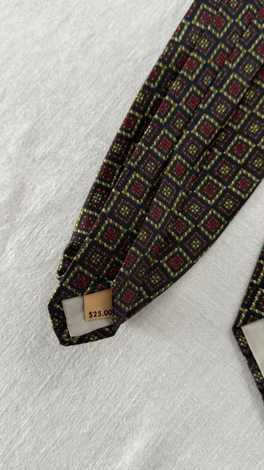 Givenchy Caballero NUEVA Corbata de Seda Azul Marino Rojo y Verde Geométrica Ajustada París Foto 4 de 4