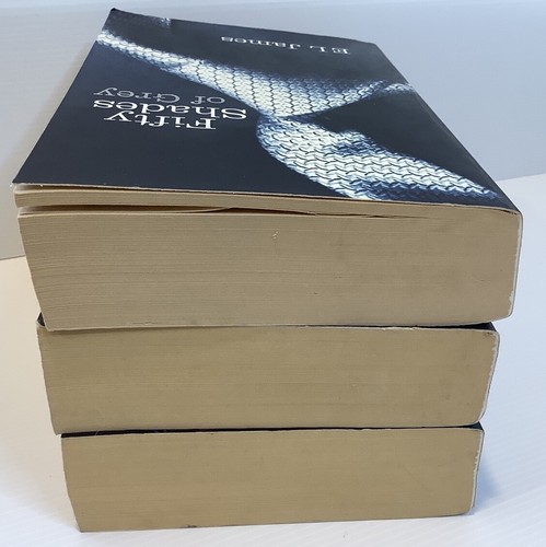 50 Fifty Shades of Grey Books E L James Paperback x 3 BDSM Romance Adult Bundle - Picture 7 of 24