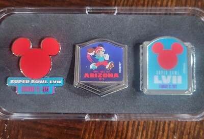 EAGLES VS CHIEFS Disney Mickeys Super Bowl LVII 3-Pin Set