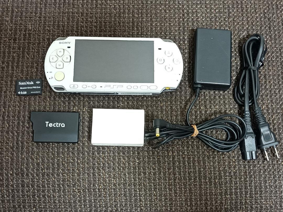 Sony Playstation Portable PSP 3000 PW Pearl White Console w 