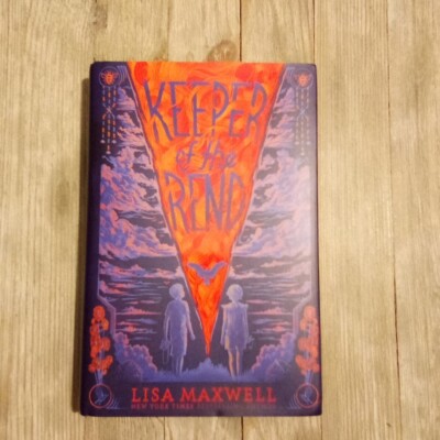 Keeper of the Rend by Lisa Maxwell  Hardcover Book