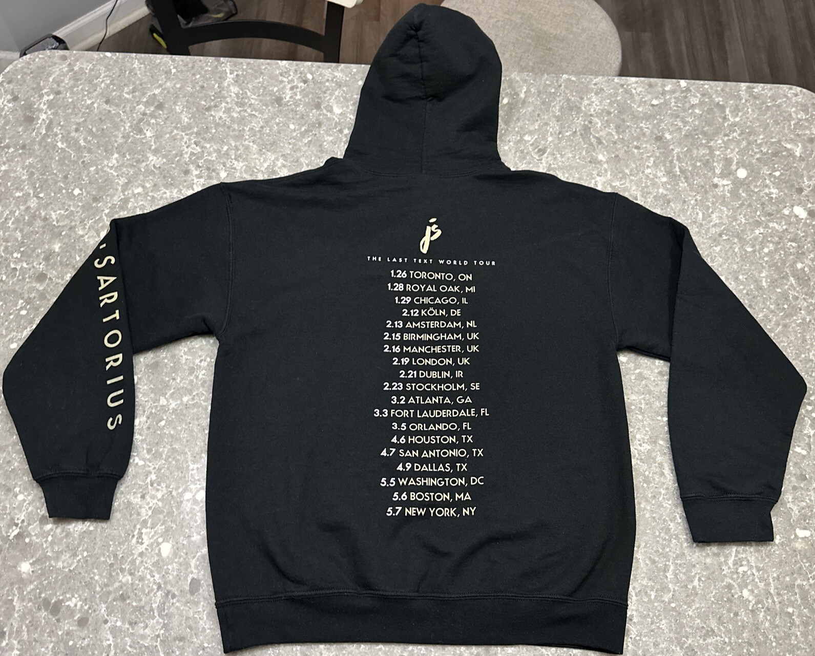 Picture 2 of 15