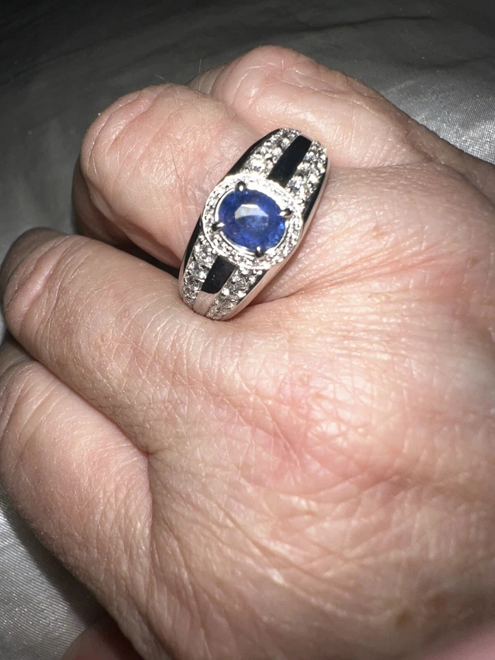 Certified Kat Florence Kashmir unheated Sapphire and D Flawless ring. - Image 2 of 4