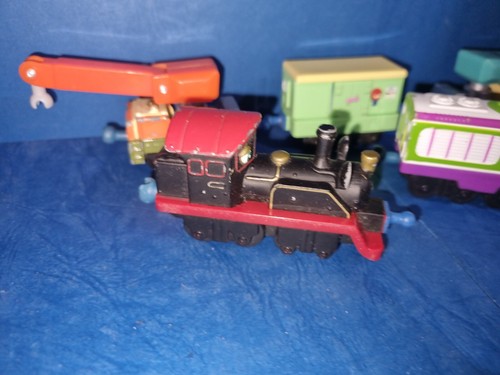 Lot Of 5 Learning Curve Chuggington Diecast Engines & Carriages In VGC #2 - Picture 3 of 4