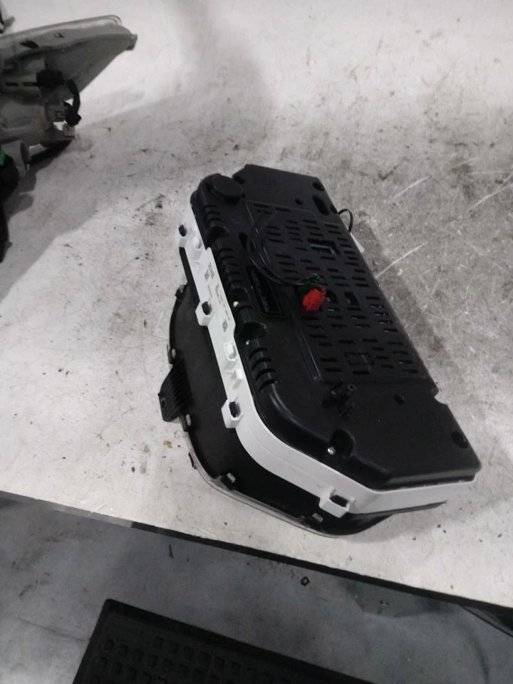 Speedometer Cluster US Market MPH EX Fits 19 ODYSSEY 420072 - Imagem 2 de 2