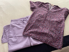 Women  s Scrub Set