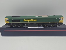 #6824 Bachmann 32-726Y Class 66 66618 'Railways Illustrated' in Freightliner.