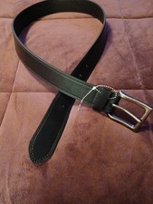 Cintura in pelle resistente - tg. 34". Nero - Ha etichette. Guarda da indossare un po'