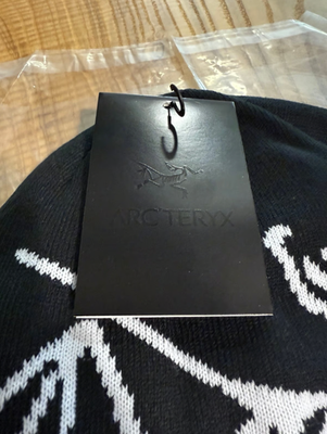 Arc'teryx Bird Head Toque Beanie Hat – Black Merino Wool Winter