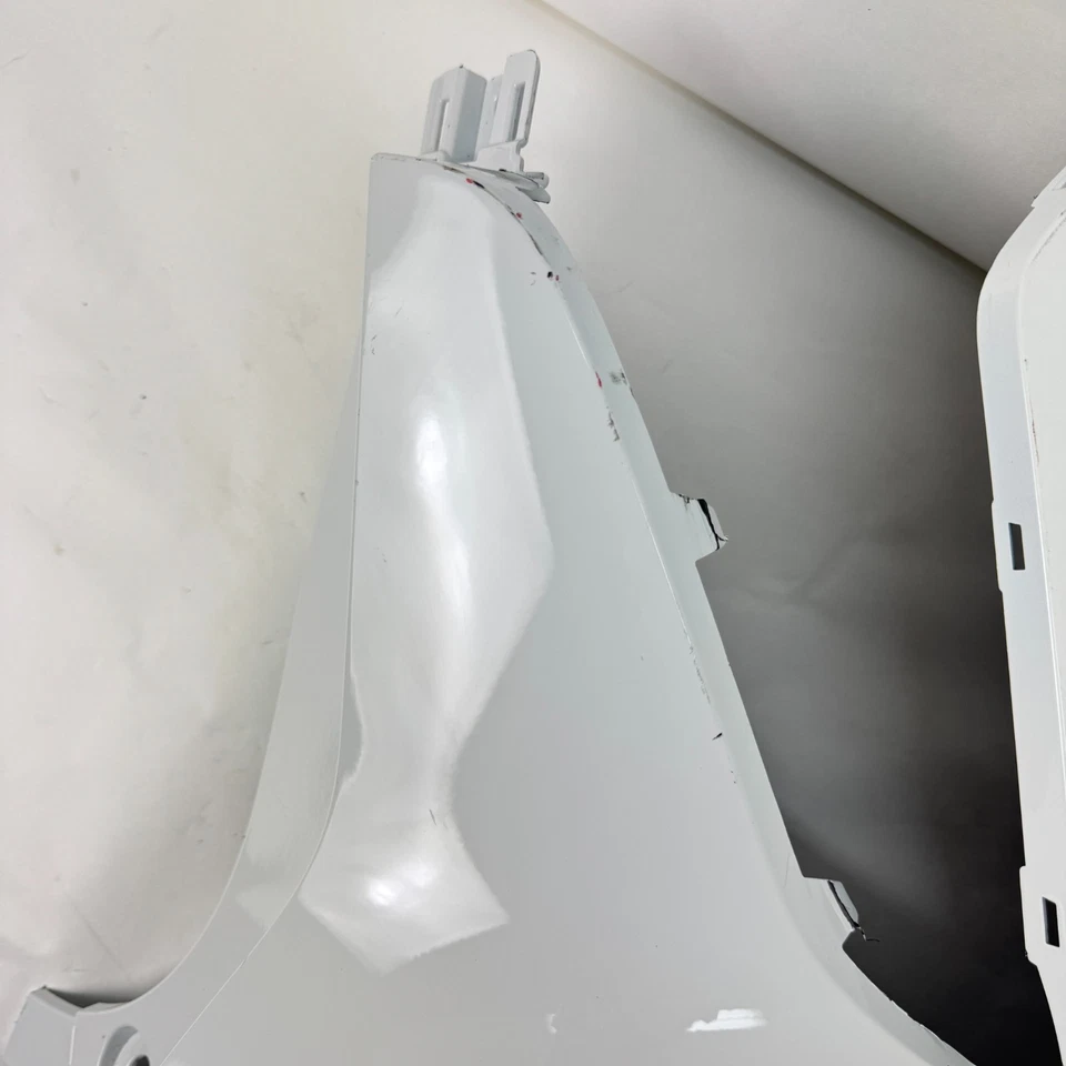 原始设备制造商 2024 2025 2026 雪佛兰 Traverse 右后保险杠侧盖 26560560 — 第 4/4 张图片