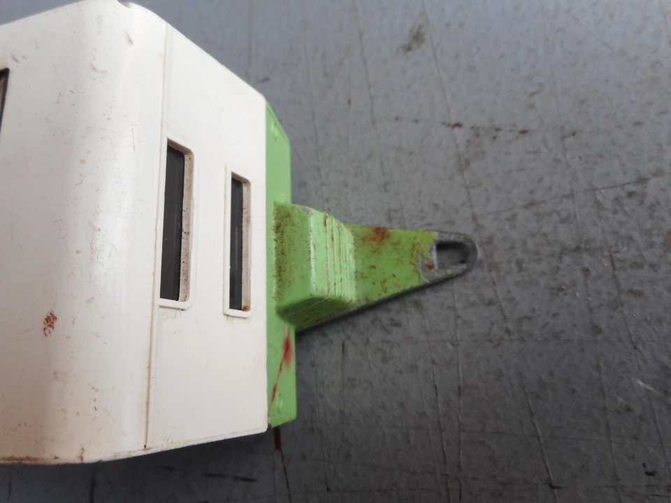 solido 1 / 45 .caravanes Sterckeman. TYPE Datcha 550 DANS SON JUS - Photo 3/4