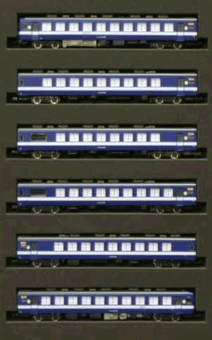 Автомобиль N-образной колеи с системой 12 для отдыха пассажиров в салоне и старой краской 92737 38590₽