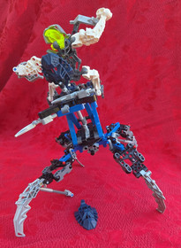 LEGO BIONICLE: Mazeka (8954) Prebuilt Incomplete For Parts Or Repair 