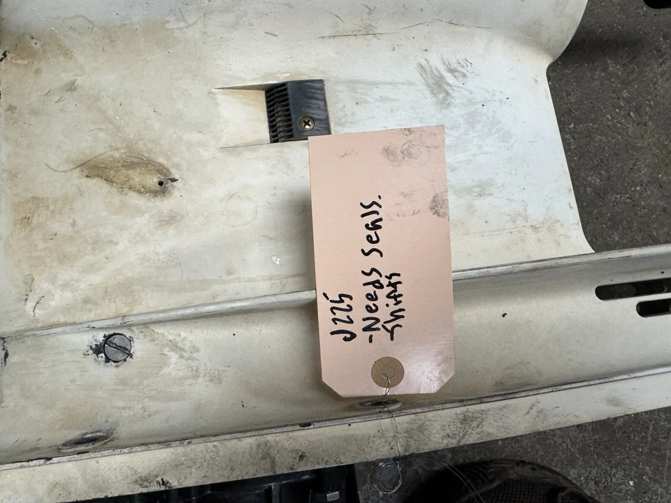 EVINRUDE JOHNSON UNIDAD INFERIOR 150-175-200-25 HP V6 25" Caja de cambios 150hp 225hp OMC Foto 4 de 4